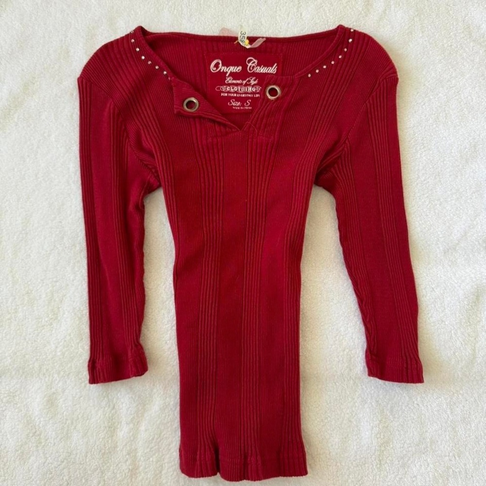 y2k fitted ribbed red top with grommets and rhinestones